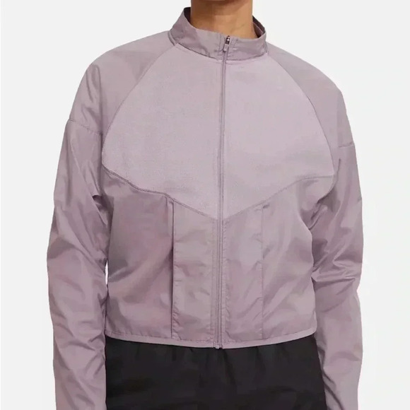 Nike Jackets & Blazers - Nike Women's Purple Smoke F Zip Run Division Jacket